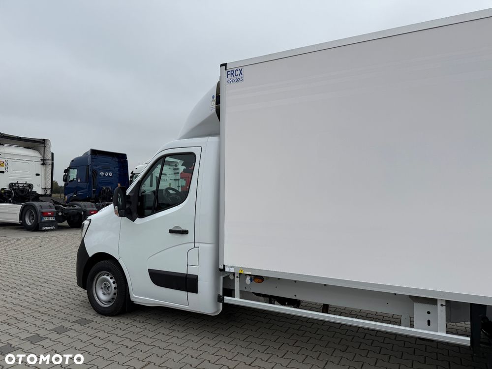 Renault MASTER 145 / CHŁODNIA / WTYKA 220V / NOWY MODEL / FRANCJI / STAN BDB / / / - 9