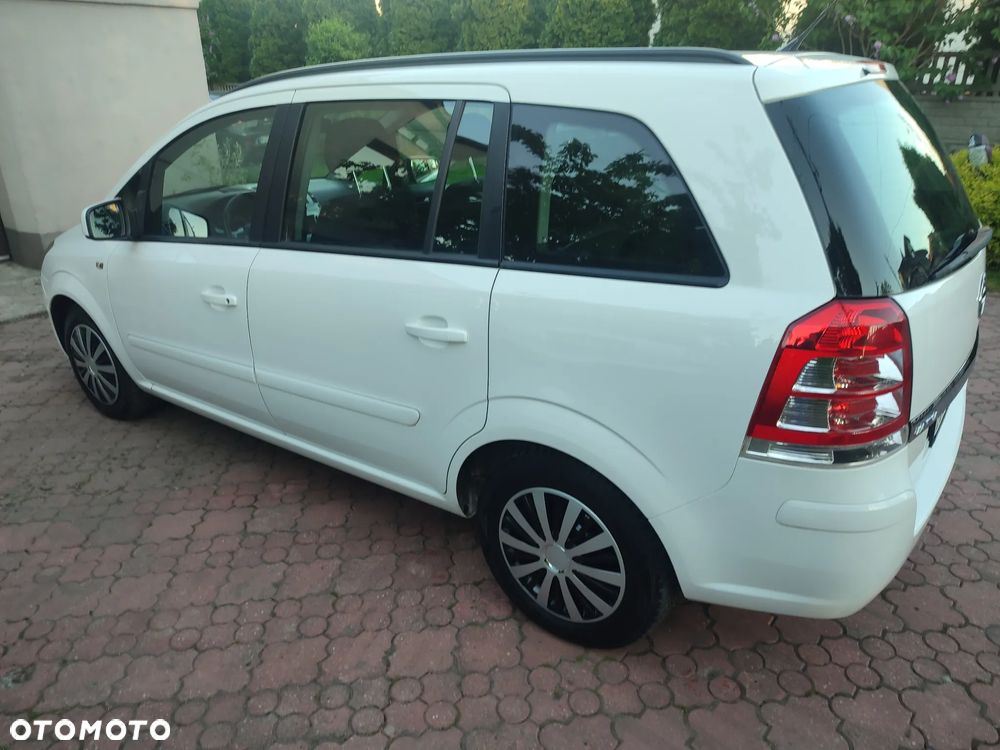Opel Zafira 1.6 Cosmo - 12