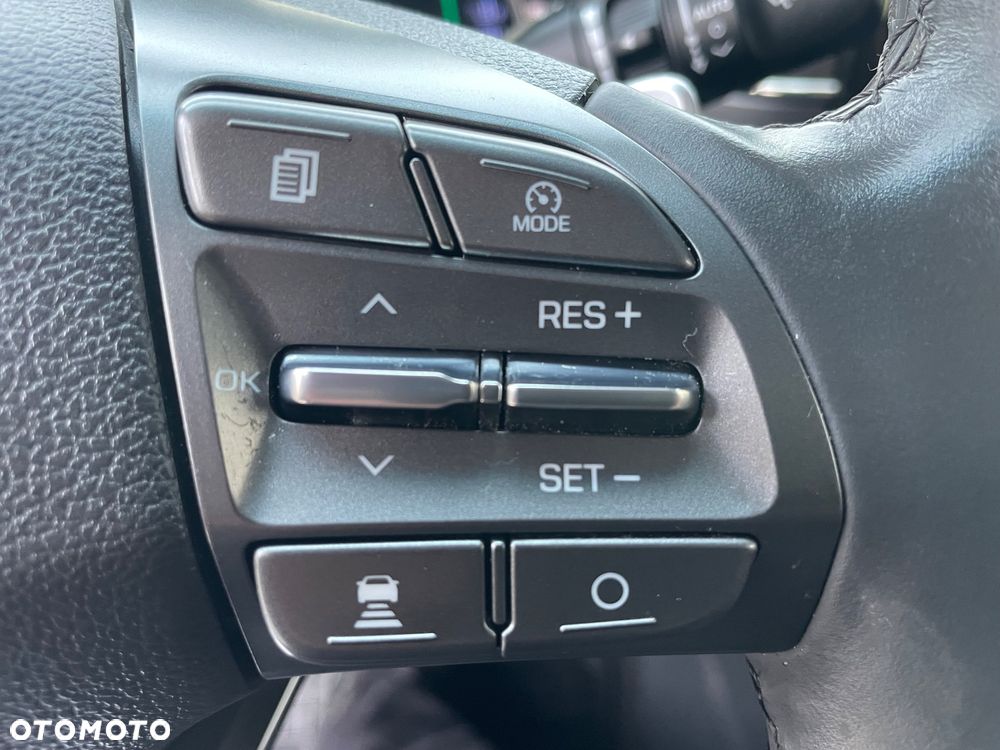 Hyundai IONIQ plug-in hybrid Premium - 22