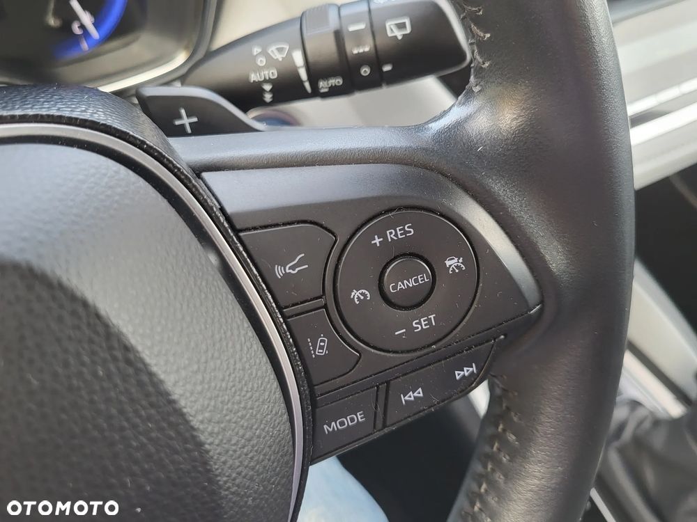 Toyota Corolla - 23