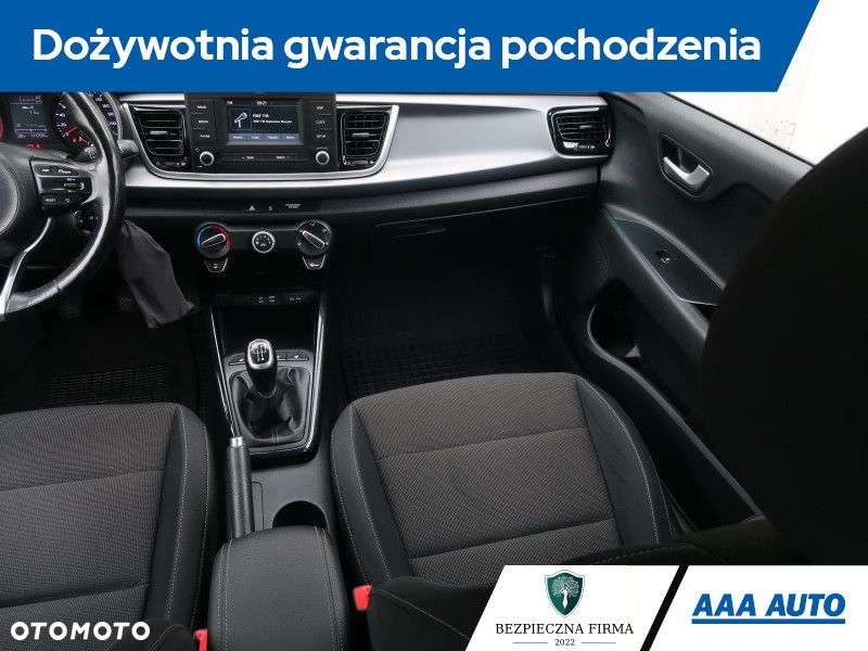 Kia Rio - 9