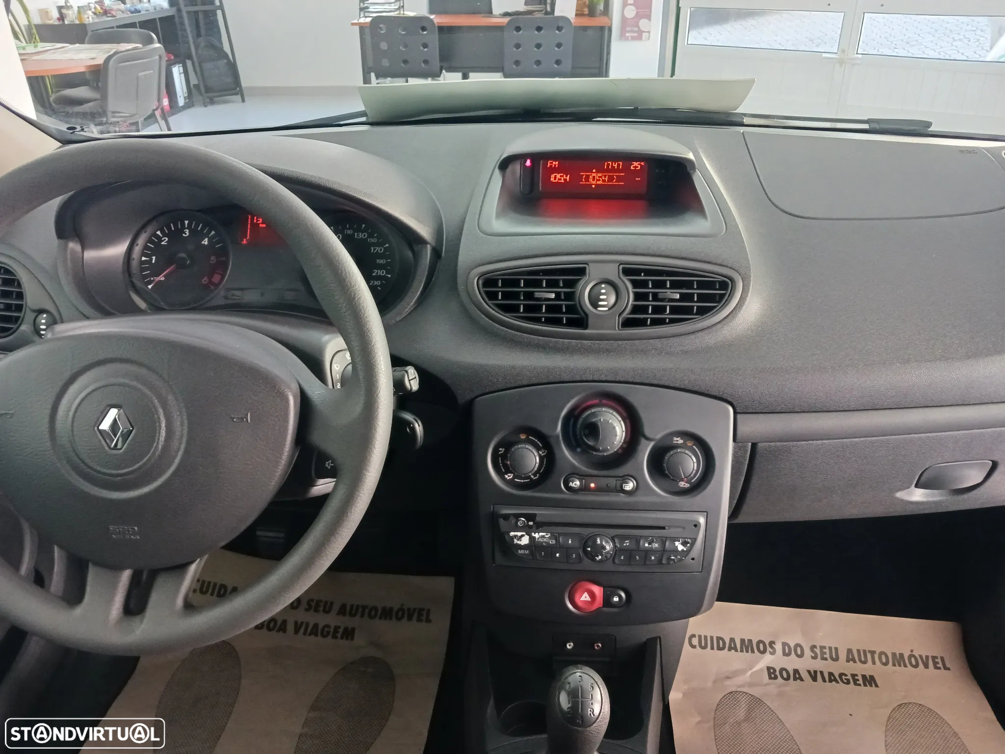 Renault Clio 1.5 DCi Van - 10
