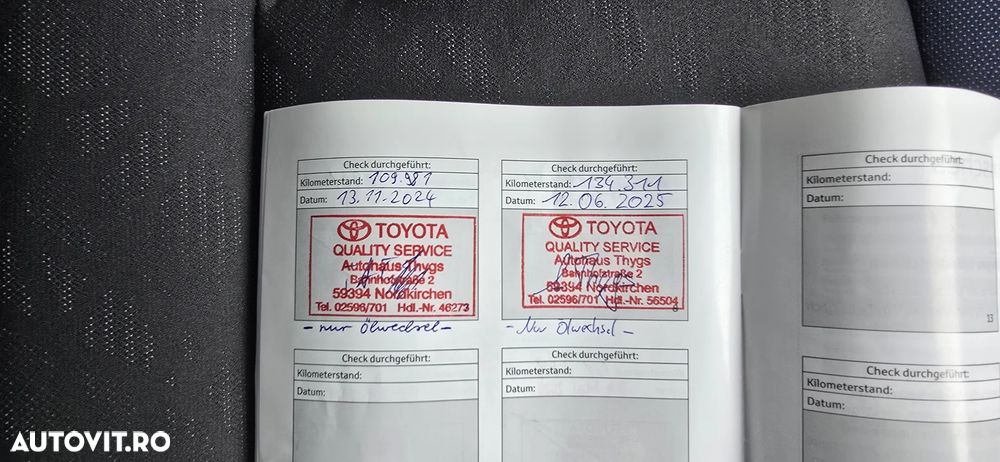 Toyota C-HR Hybrid Style Selection - 29