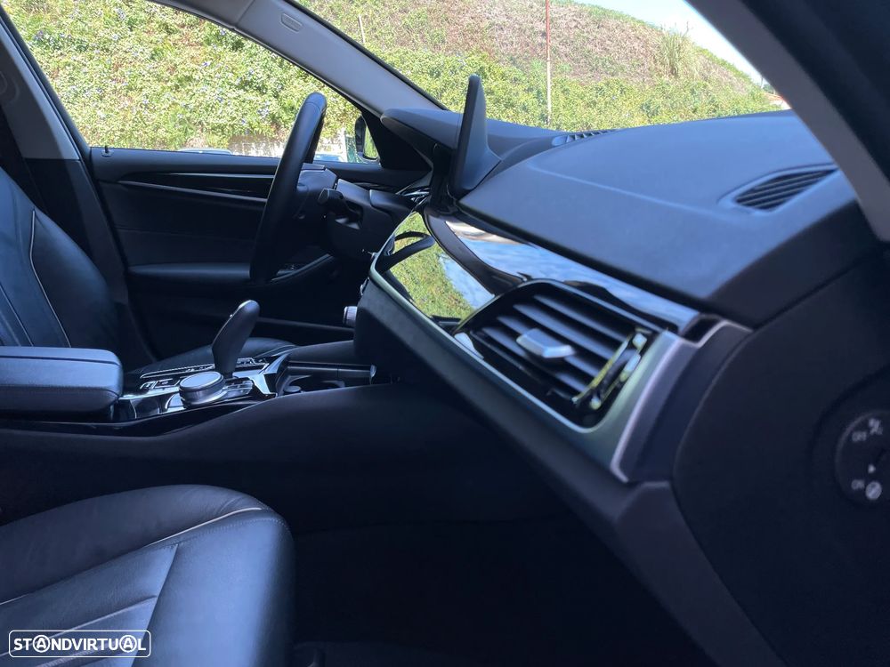 BMW 520 e - 36