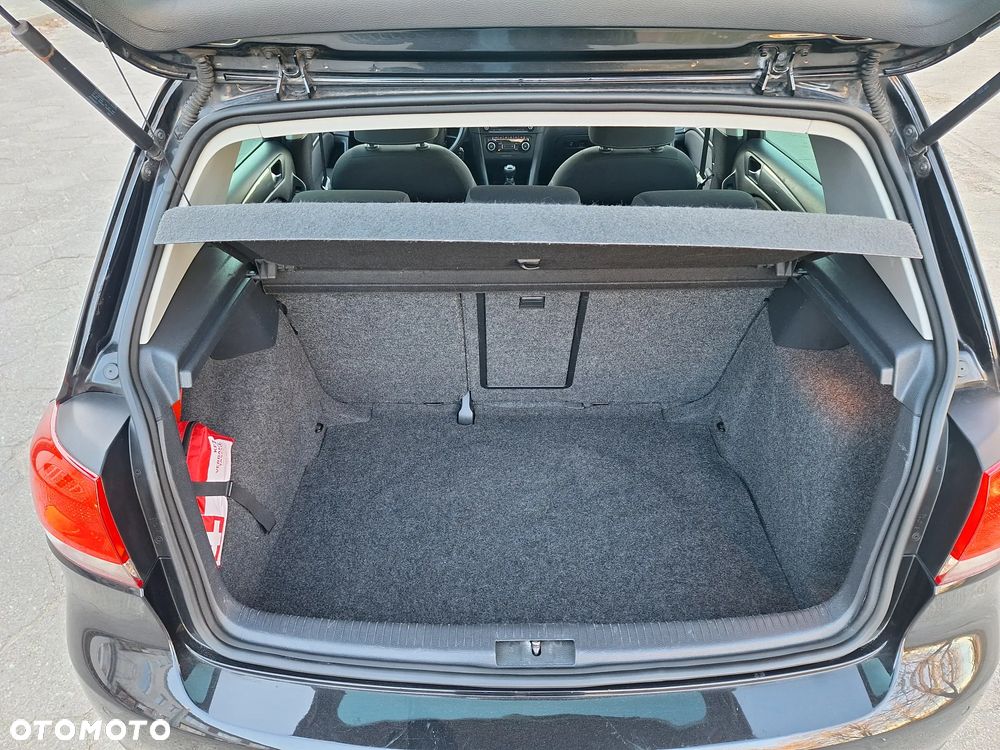 Volkswagen Golf 1.4 TSI BMT Highline - 38