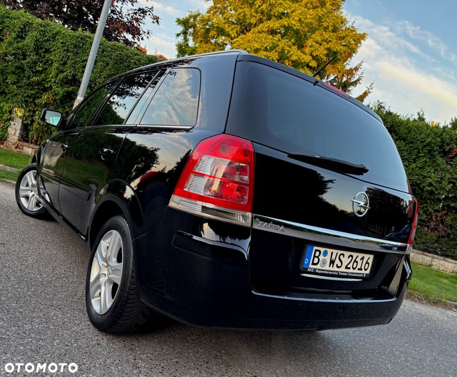 Opel Zafira - 3