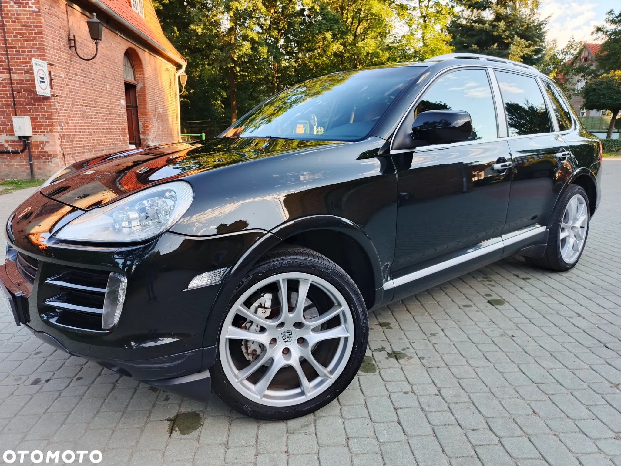 Porsche Cayenne - 9