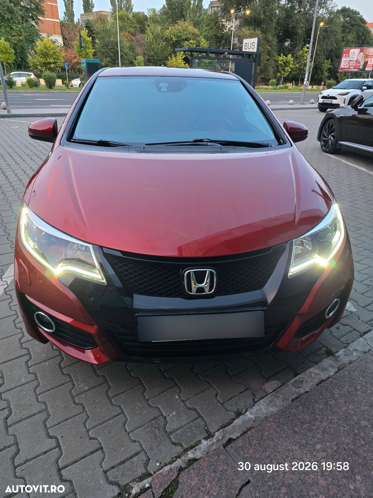 Honda Civic 1.8 i-VTEC MT Elegance - 1