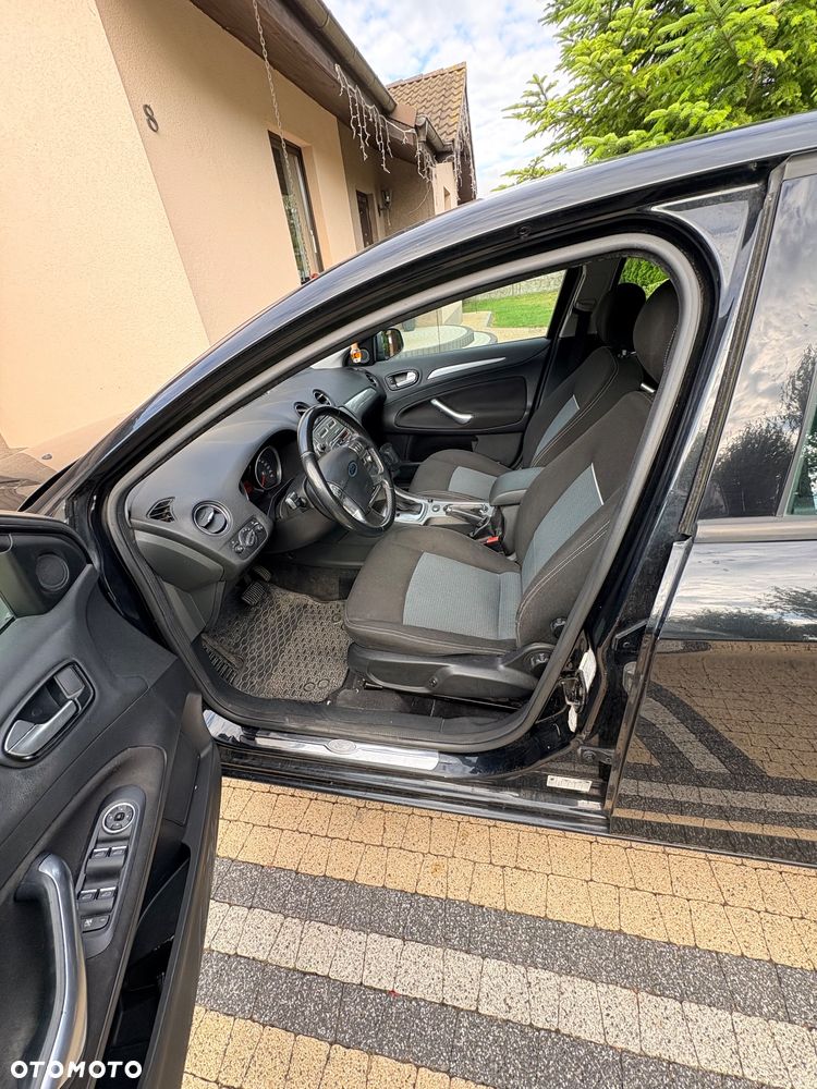 Ford Mondeo - 9