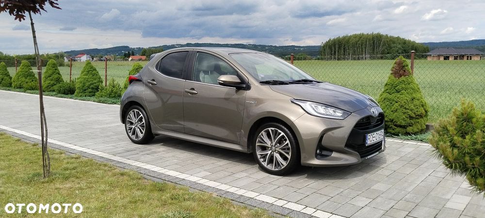 Toyota Yaris Hybrid 1.5 Executive - 5