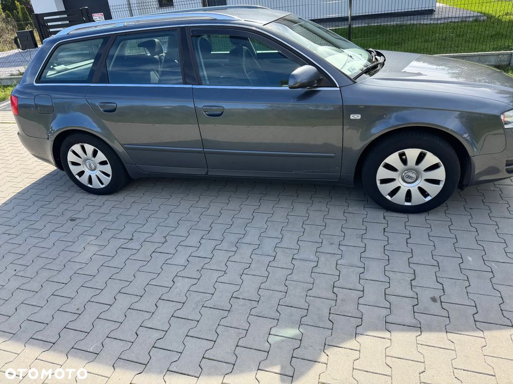 Audi A4 Avant - 11