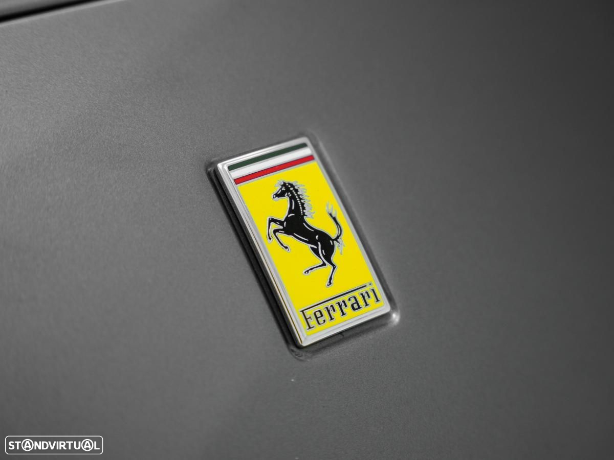 Ferrari GTC4 Lusso - 20