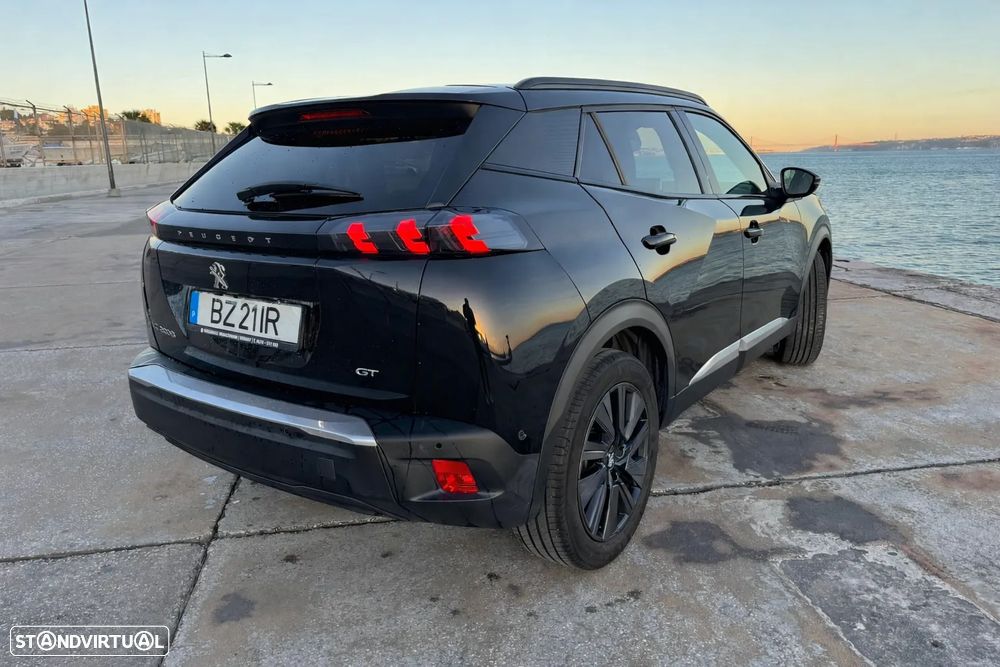 Peugeot e-2008 50 kWh GT - 2