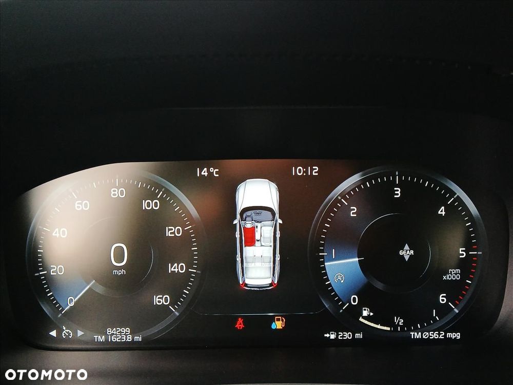 Volvo V60 D3 Momentum Pro - 12