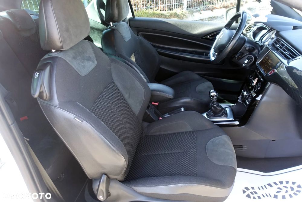 Citroën DS3 e-HDi 115 FAP SportChic - 13