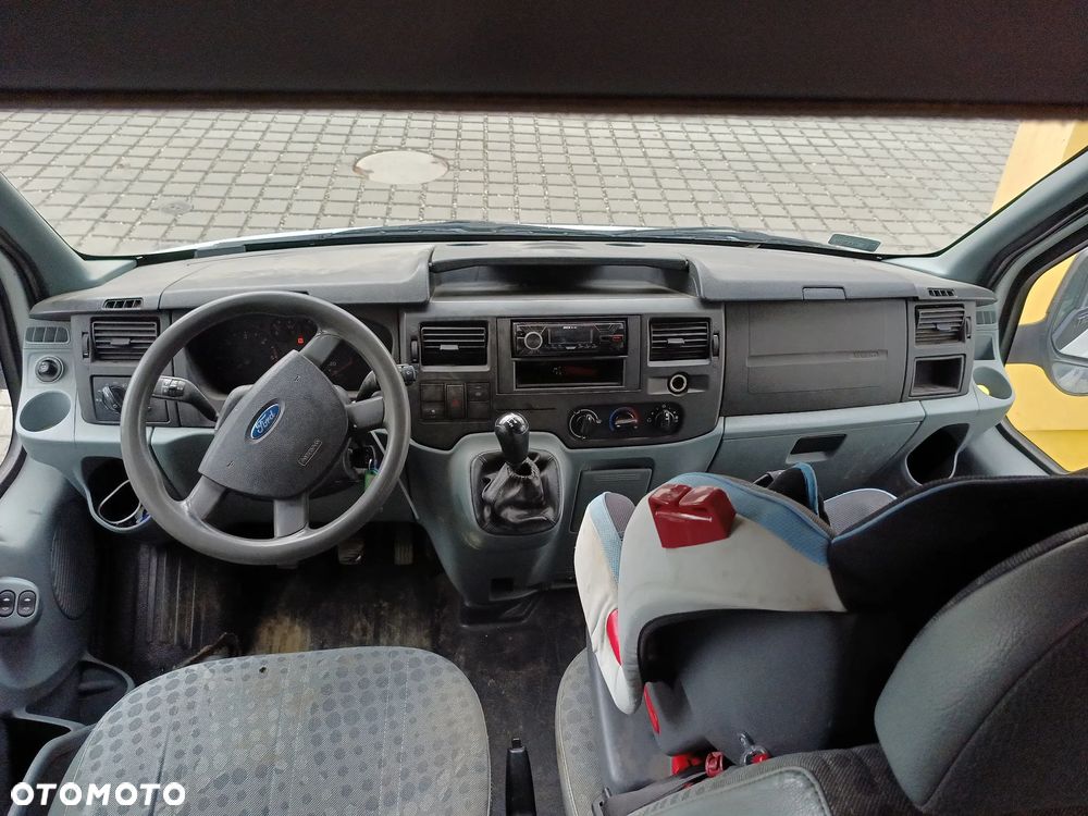 Ford Transit - 8
