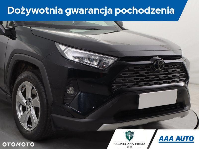 Toyota RAV4 - 22