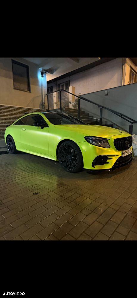 Mercedes-Benz E 400 4MATIC - 7