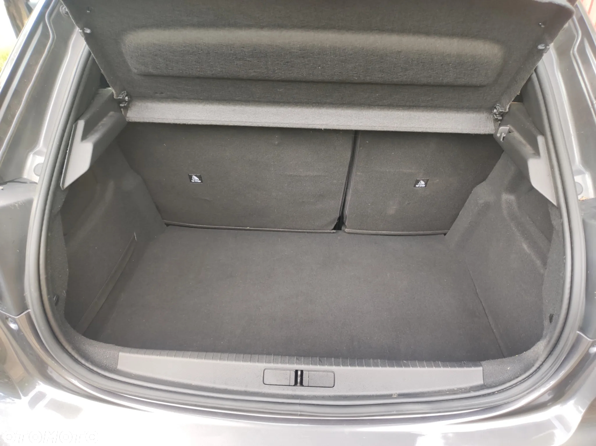 Peugeot 208 PureTech 100 Active Pack - 16