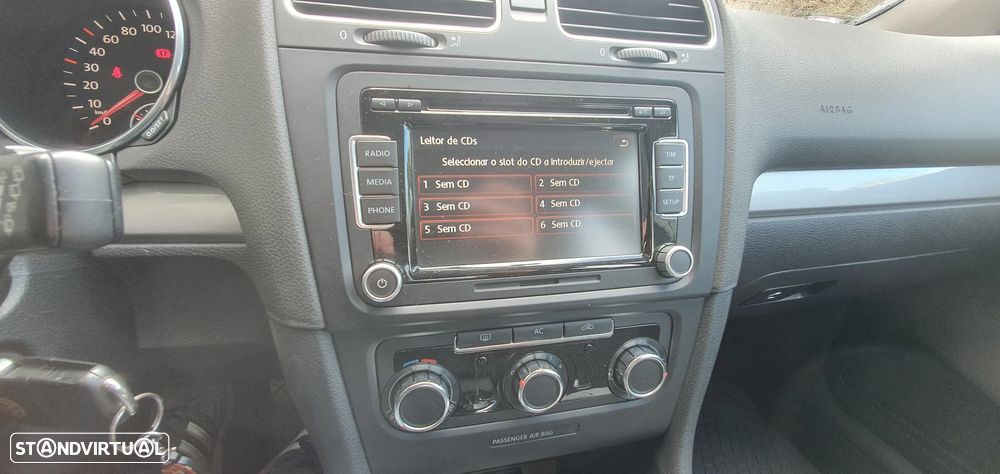 VW Golf 2.0 TDi Confortline - 7