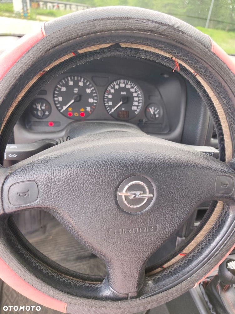 Opel Astra - 21