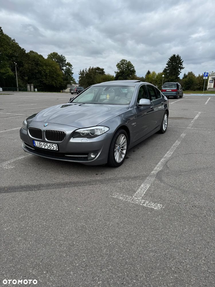 BMW Seria 5 535i xDrive - 10