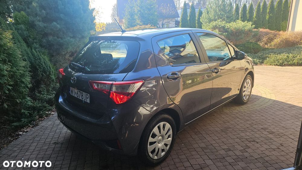 Toyota Yaris 1.5 Active - 4