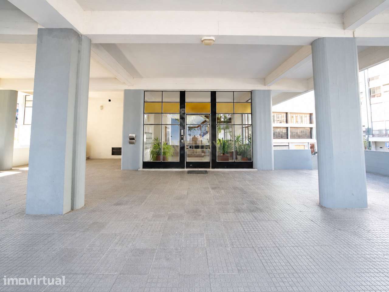 Apartamento T4+1 totalmente remodelado – Olivais, Lisboa - Grande imagem: 4/42