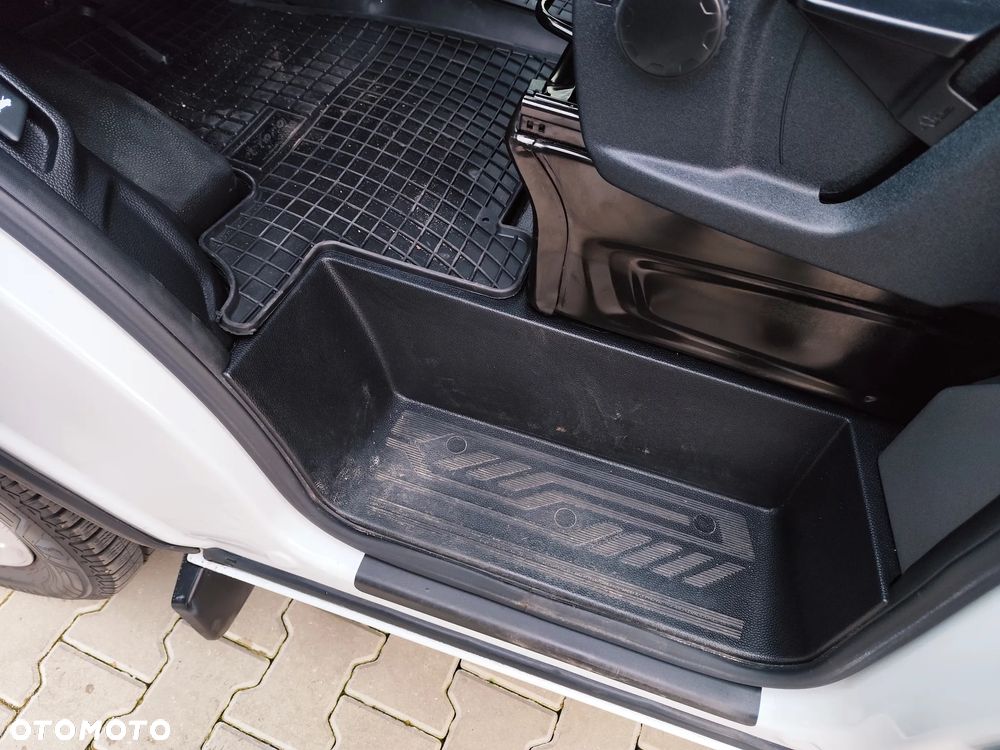 Ford Transit Custom - 36