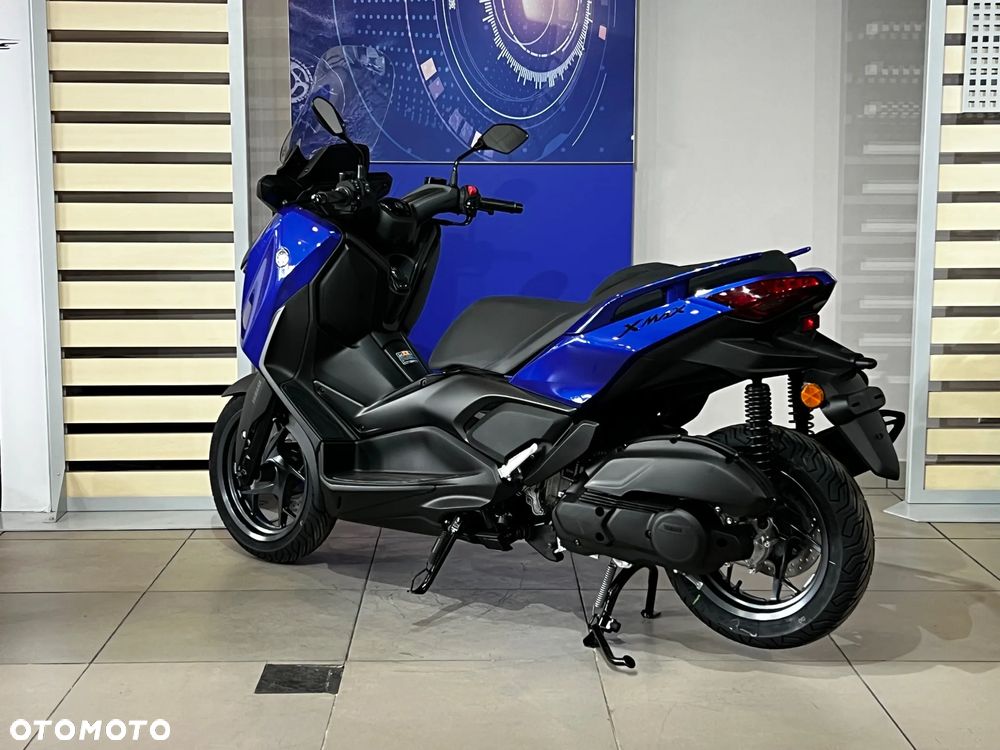 Yamaha X-max - 3