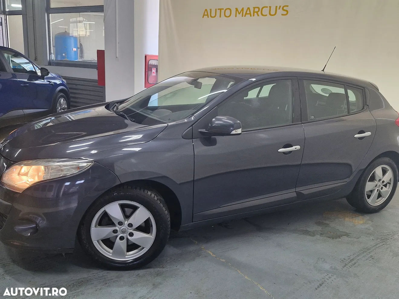 Renault Megane Estate 1.4 TCe Expression - 17
