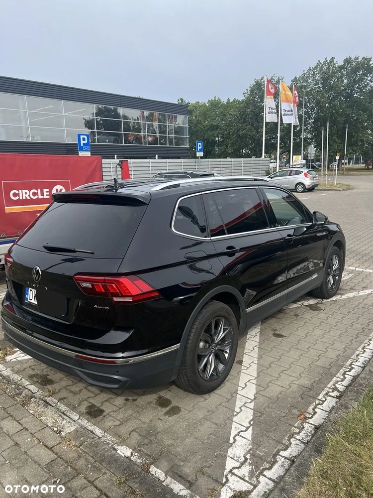 Volkswagen Tiguan 2.0 TSI 4Mot Elegance DSG - 4