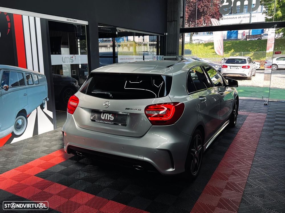 Mercedes-Benz A 180 d AMG Line - 11