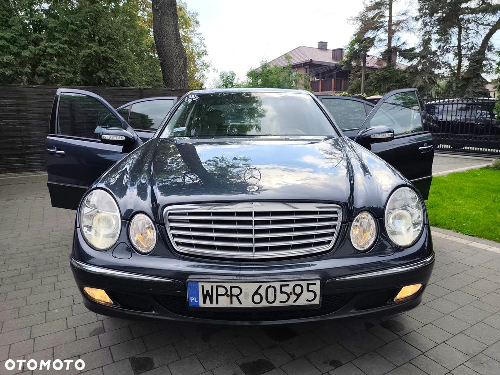 Mercedes-Benz Klasa E - 28