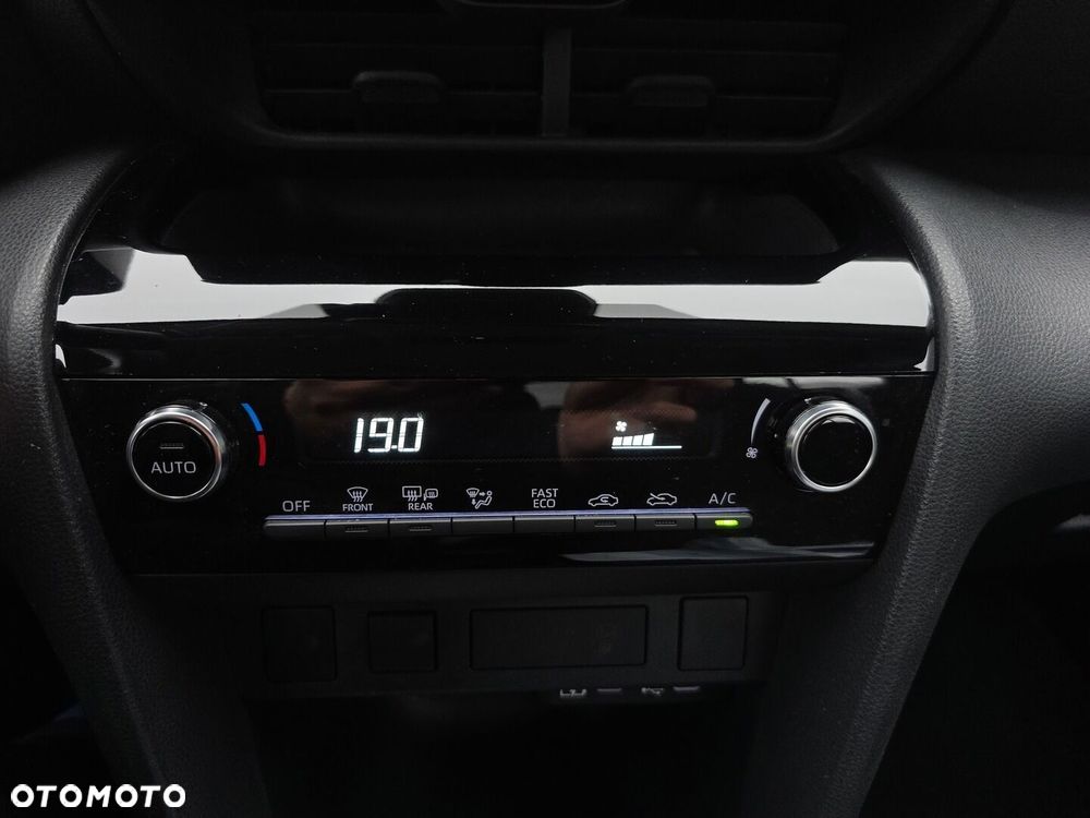 Toyota Yaris Cross Hybrid 1.5 Active - 25