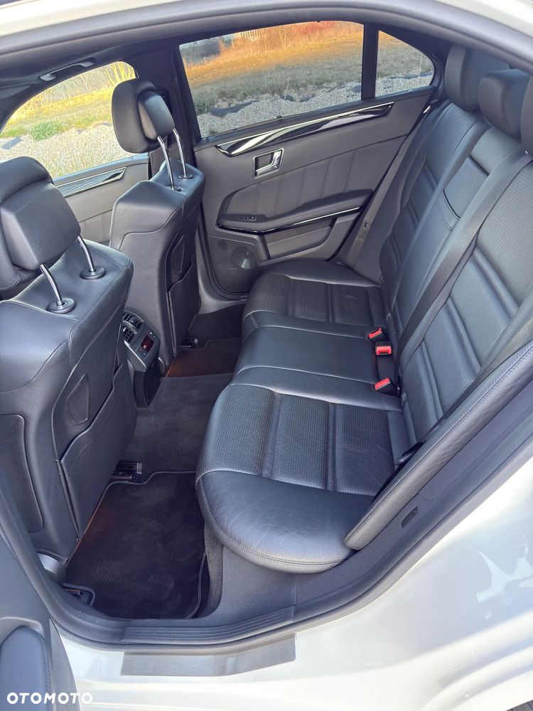 Mercedes-Benz Klasa E 63 AMG - 18