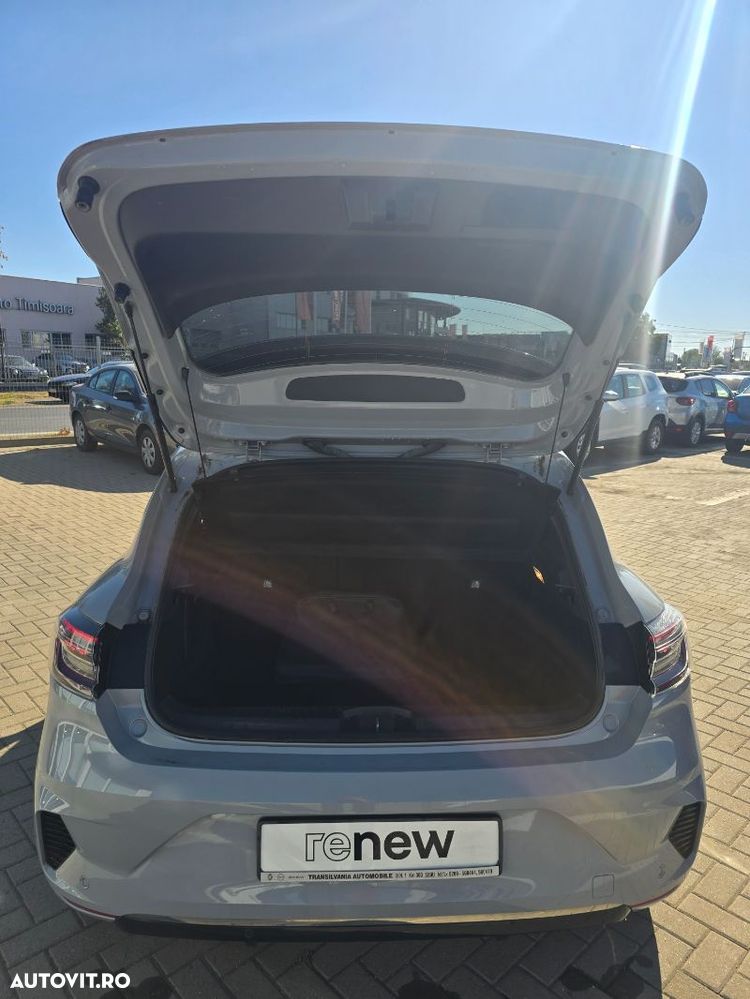 Renault Clio - 10