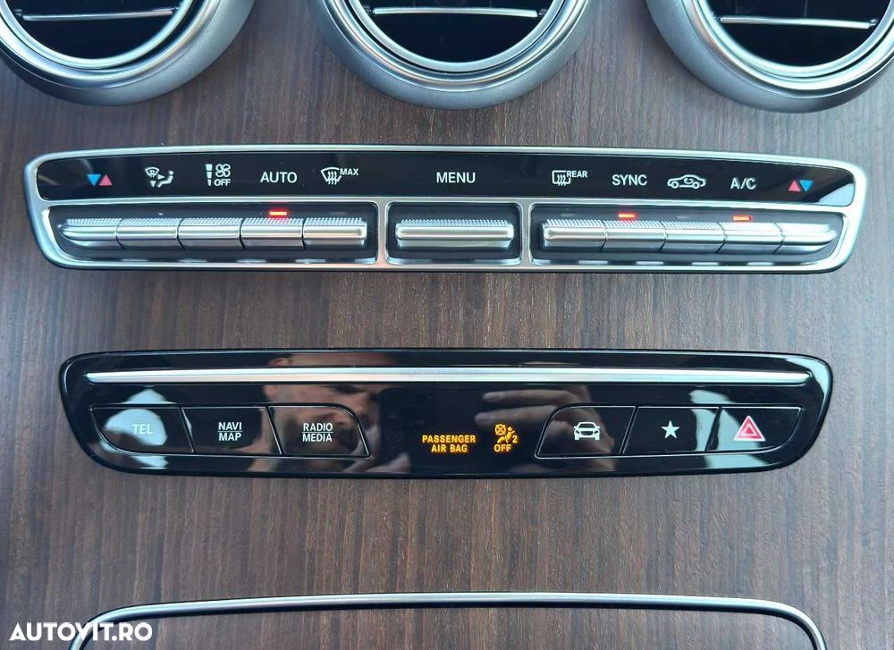 Mercedes-Benz GLC - 24