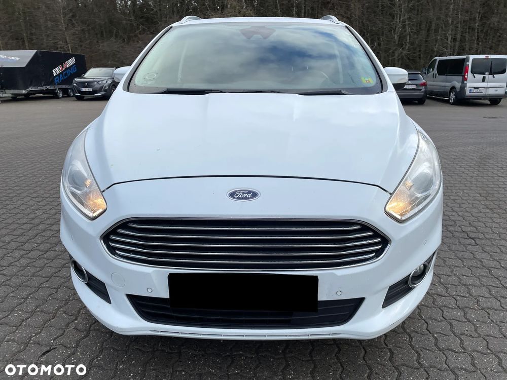 Ford S-Max 2.0 TDCi Titanium PowerShift - 9