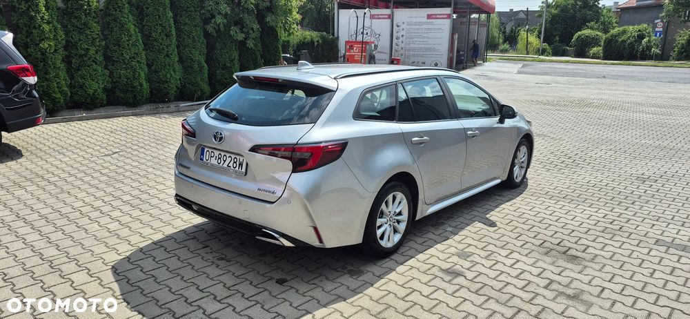 Toyota Corolla 1.8 Hybrid Style - 24