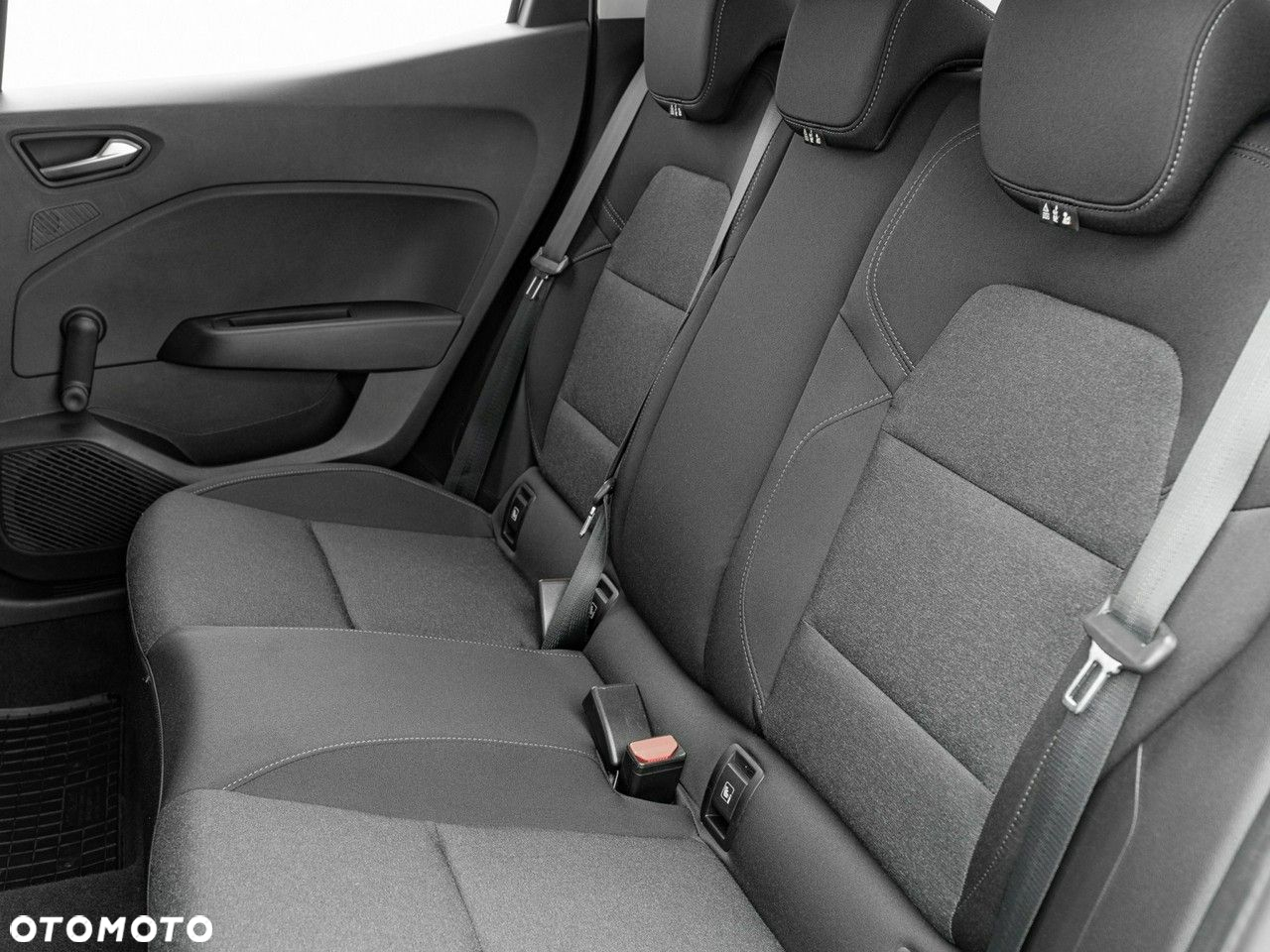 Renault Clio 1.0 TCe Equilibre - 26