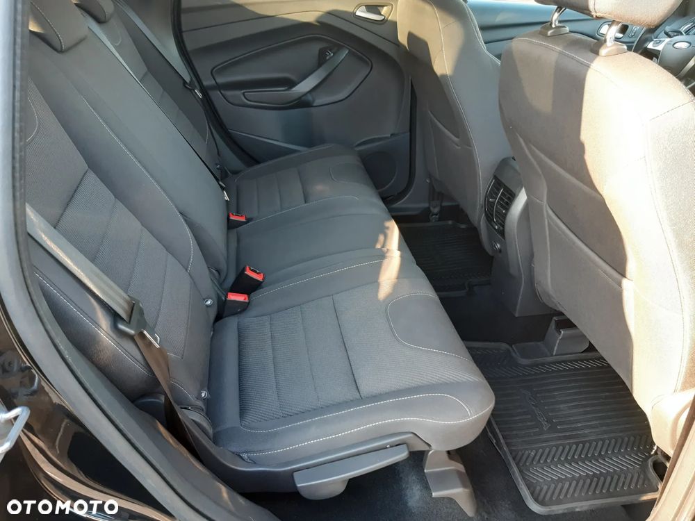 Ford Kuga 2.0 TDCi 4x4 Titanium - 8