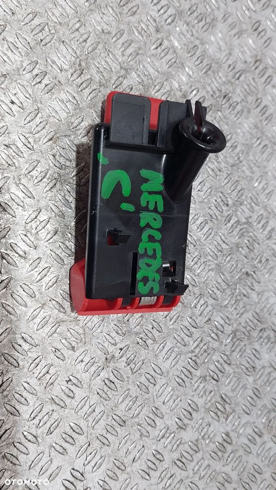 KLAMKA OTWIERANIA MASKI PRZÓD MERCEDES-BENZ C-KLASA W205 R2017 NR A2048800900 - 2