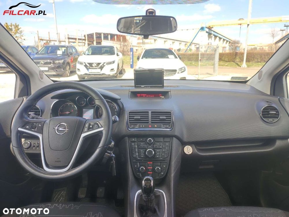 Opel Meriva - 12