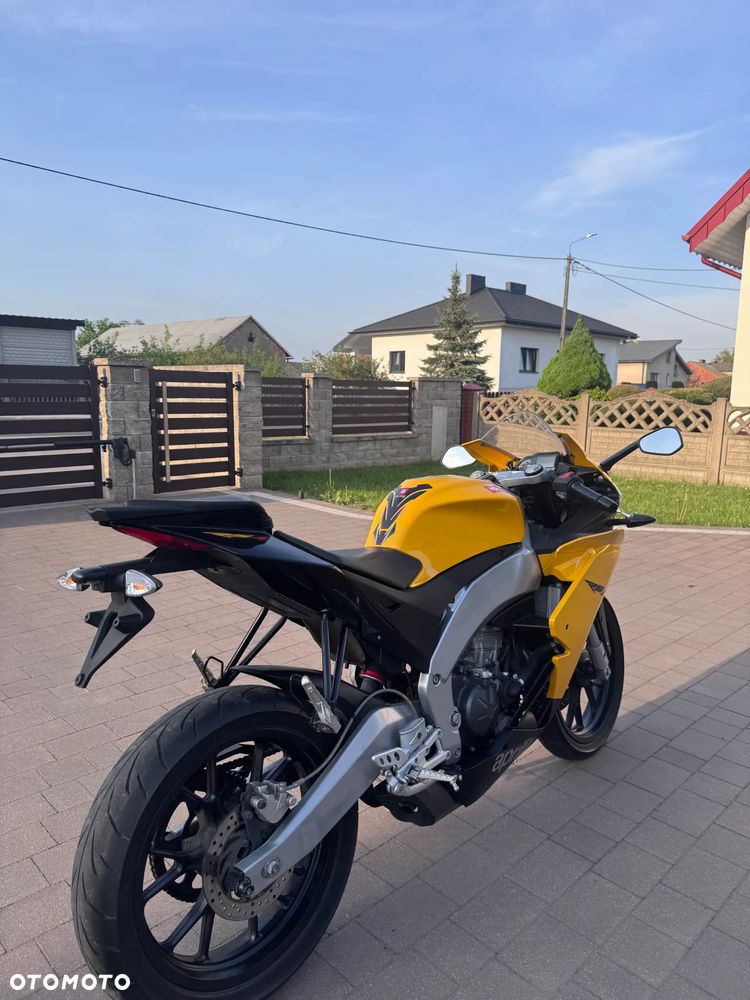 Aprilia RS - 3