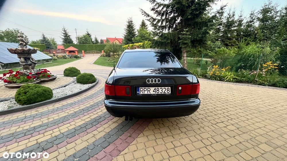 Audi A8 - 5
