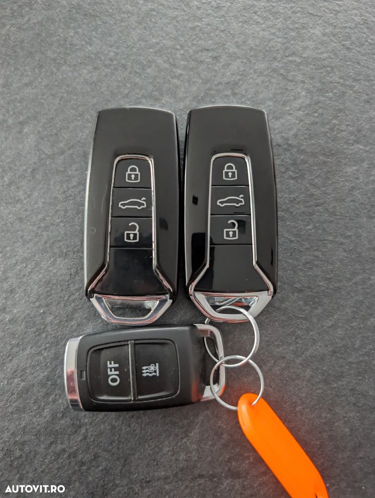 Volkswagen Touareg 3.0 V6 TDI 4Motion DPF Automatik Elegance - 20