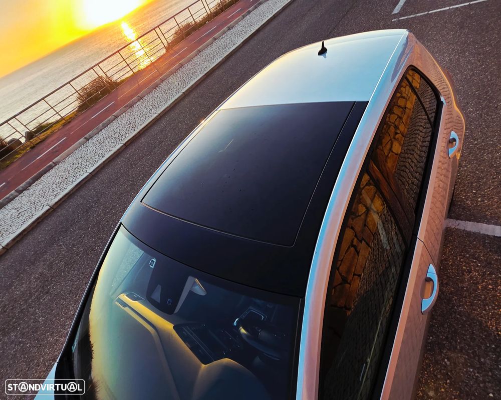 VW Golf 2.0 TDi DPF DSG Highline - 9