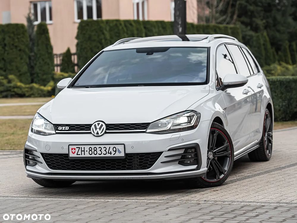 Volkswagen Golf 2.0 TDI BMT GTD DSG - 5