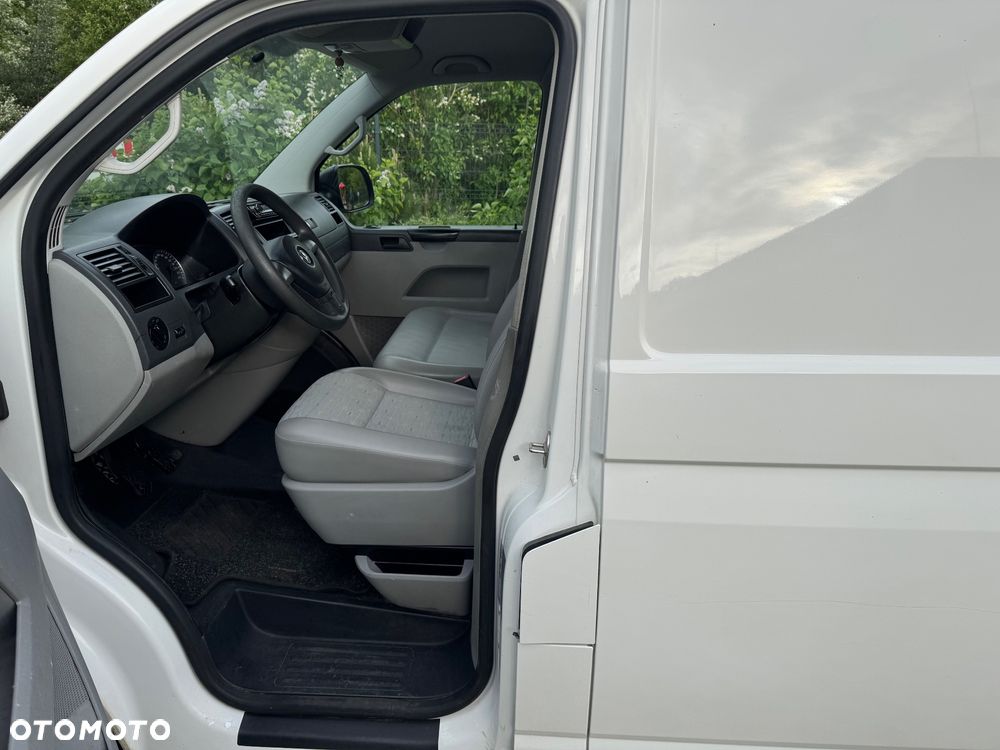 Volkswagen Transporter - 36
